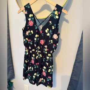 Lemon printed Romper